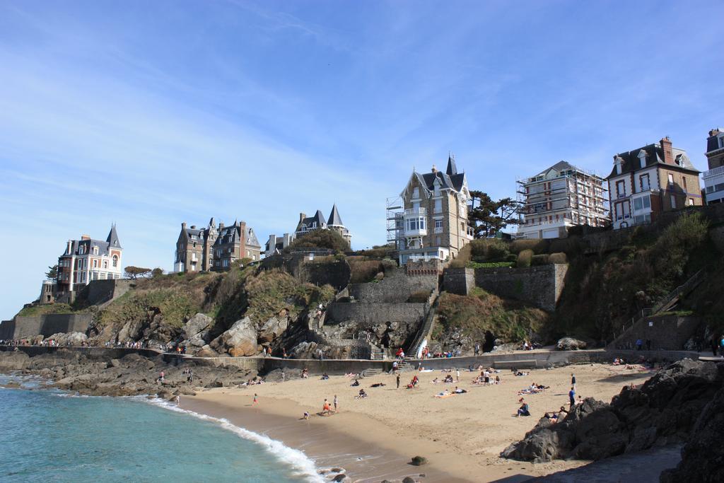T2-300M Plage-L'Estacade- St Enogat A Dinard Luaran gambar